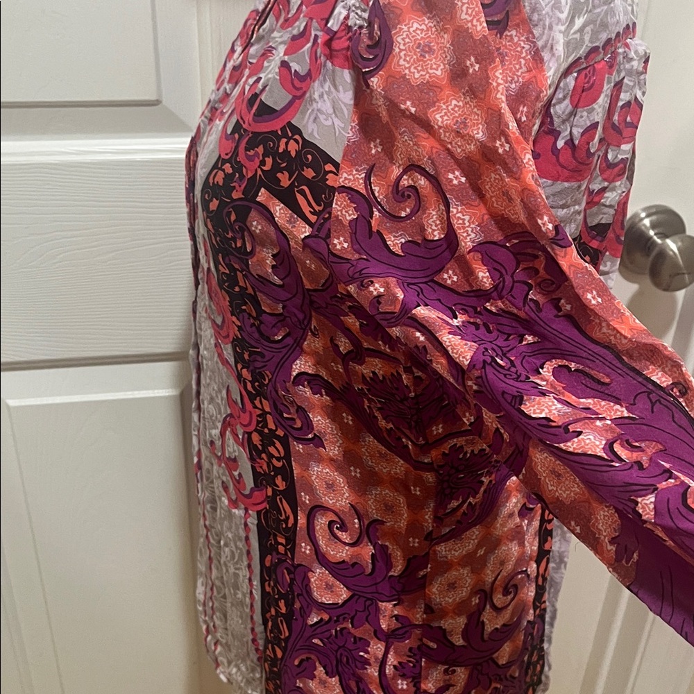 Hale Bob colorful top w/ flowers, Sz S silk, long sleeves, v- neck, bohemian - Picture 5 of 12